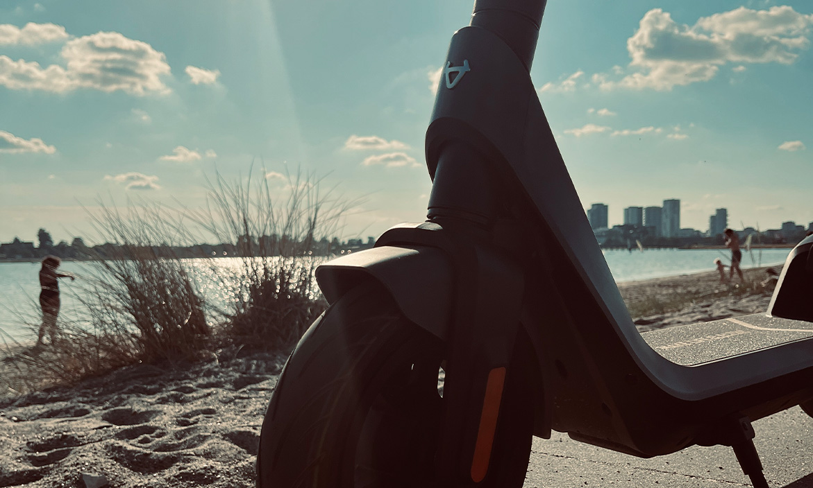 Exploring-the-Features-of-NIU-KQi2-Pro-Electric-Scooter